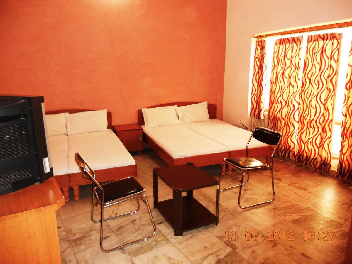 Hotel Ramneek Amritsar Eksteriør billede
